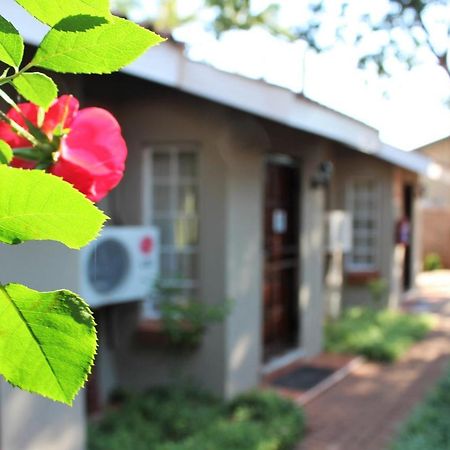 Ngwenya Boutique Hotel Lephalale Eksteriør bilde