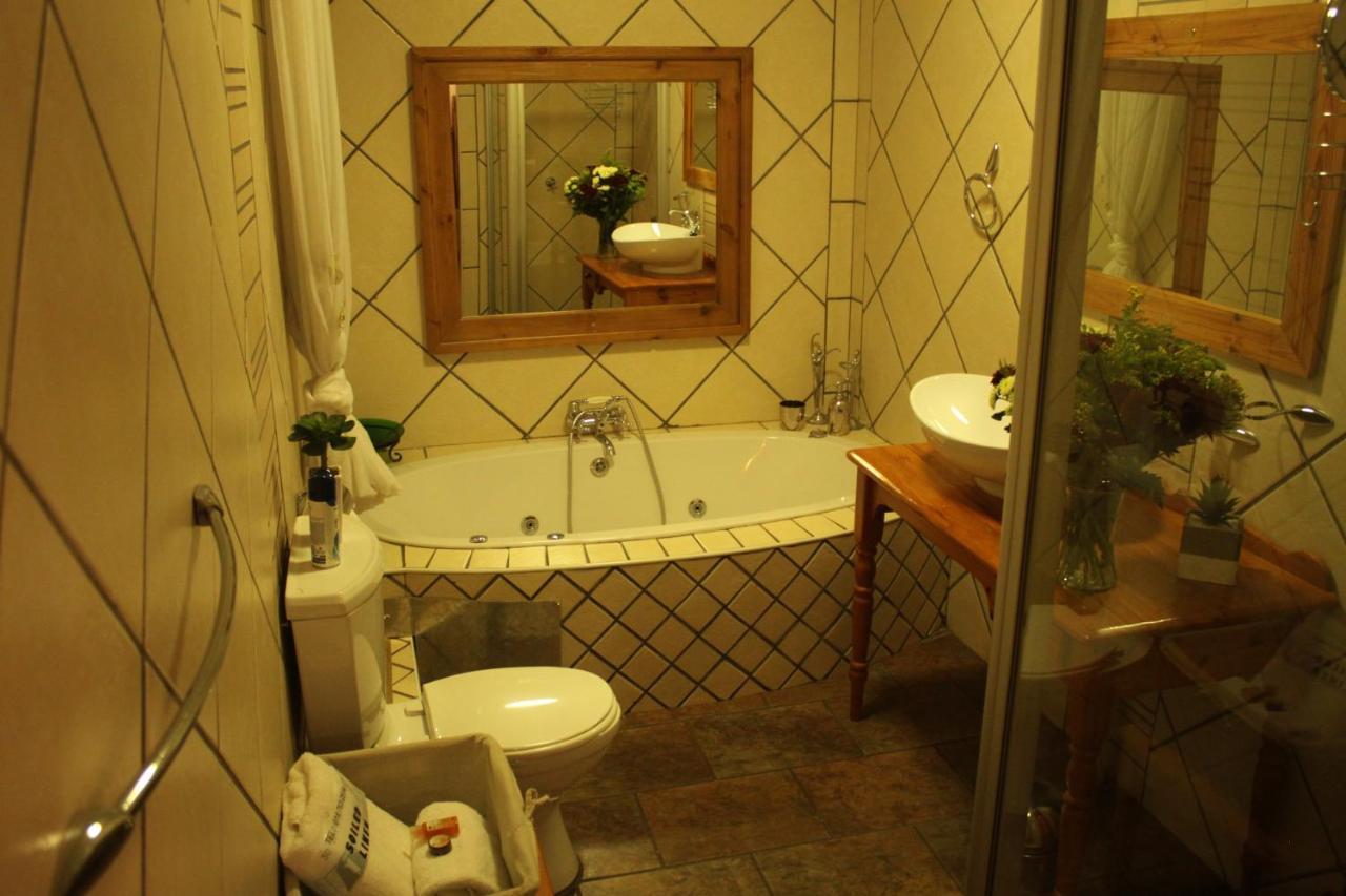 Ngwenya Boutique Hotel Lephalale Eksteriør bilde